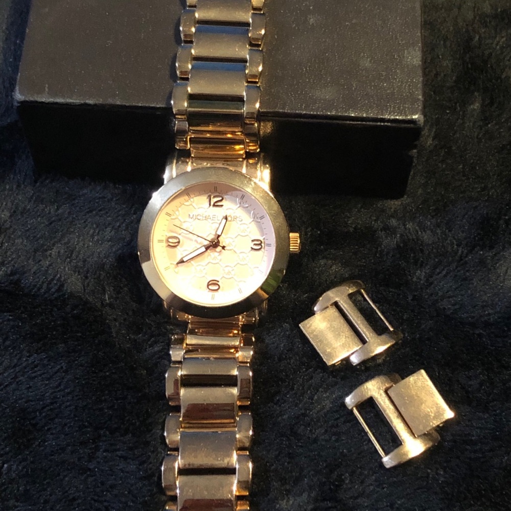 Michael Kors women’s watch rose gold - Picture 3 of 6